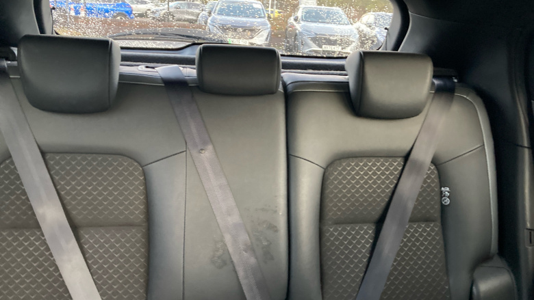 Nissan Juke 1.0 DiG-T 114 N-Connecta 5dr Petrol Hatchback